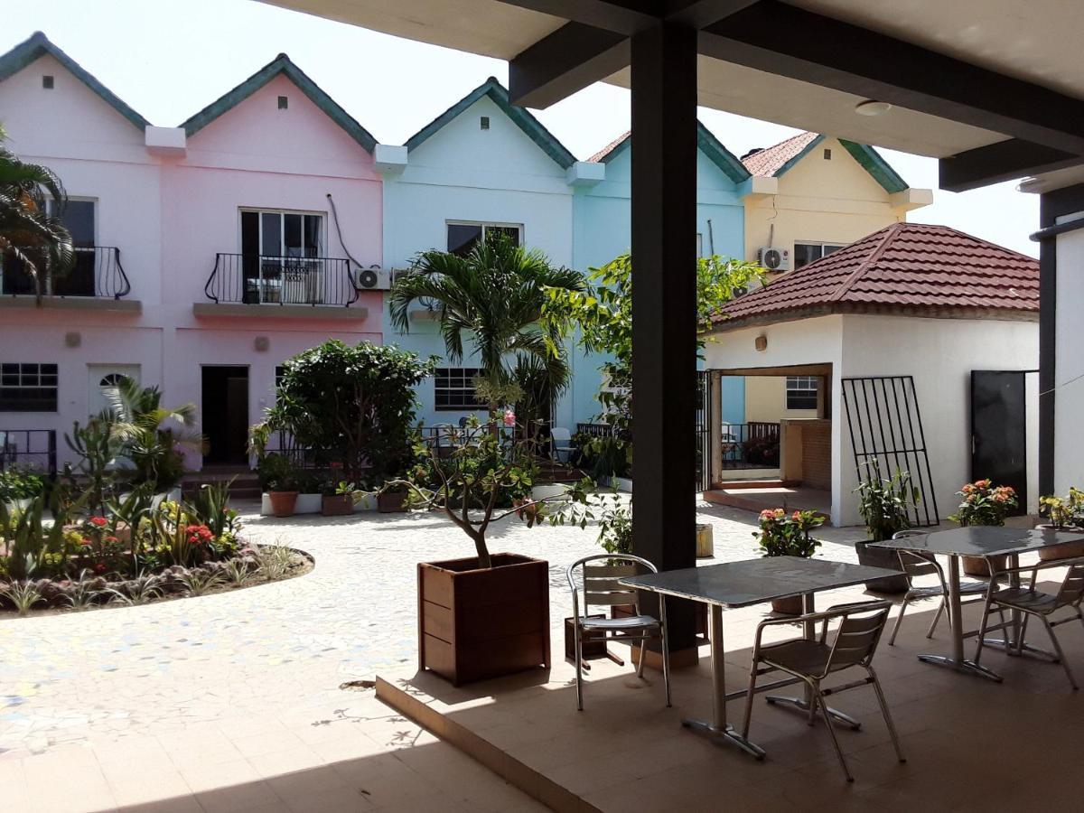 קולולי Riyan Apartment מראה חיצוני תמונה