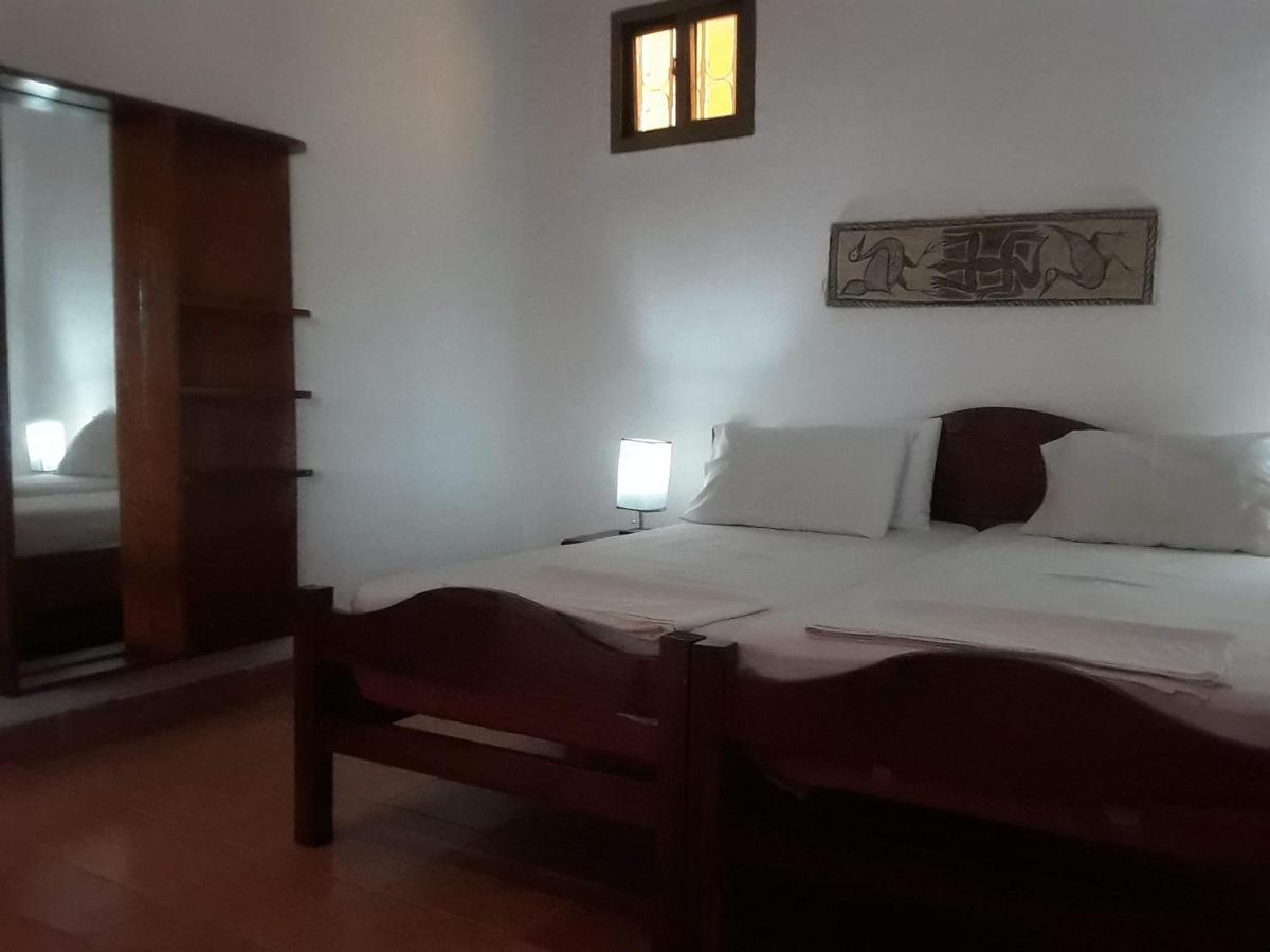 קולולי Riyan Apartment מראה חיצוני תמונה