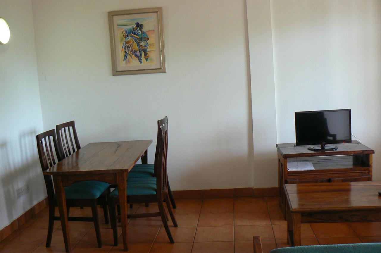קולולי Riyan Apartment מראה חיצוני תמונה